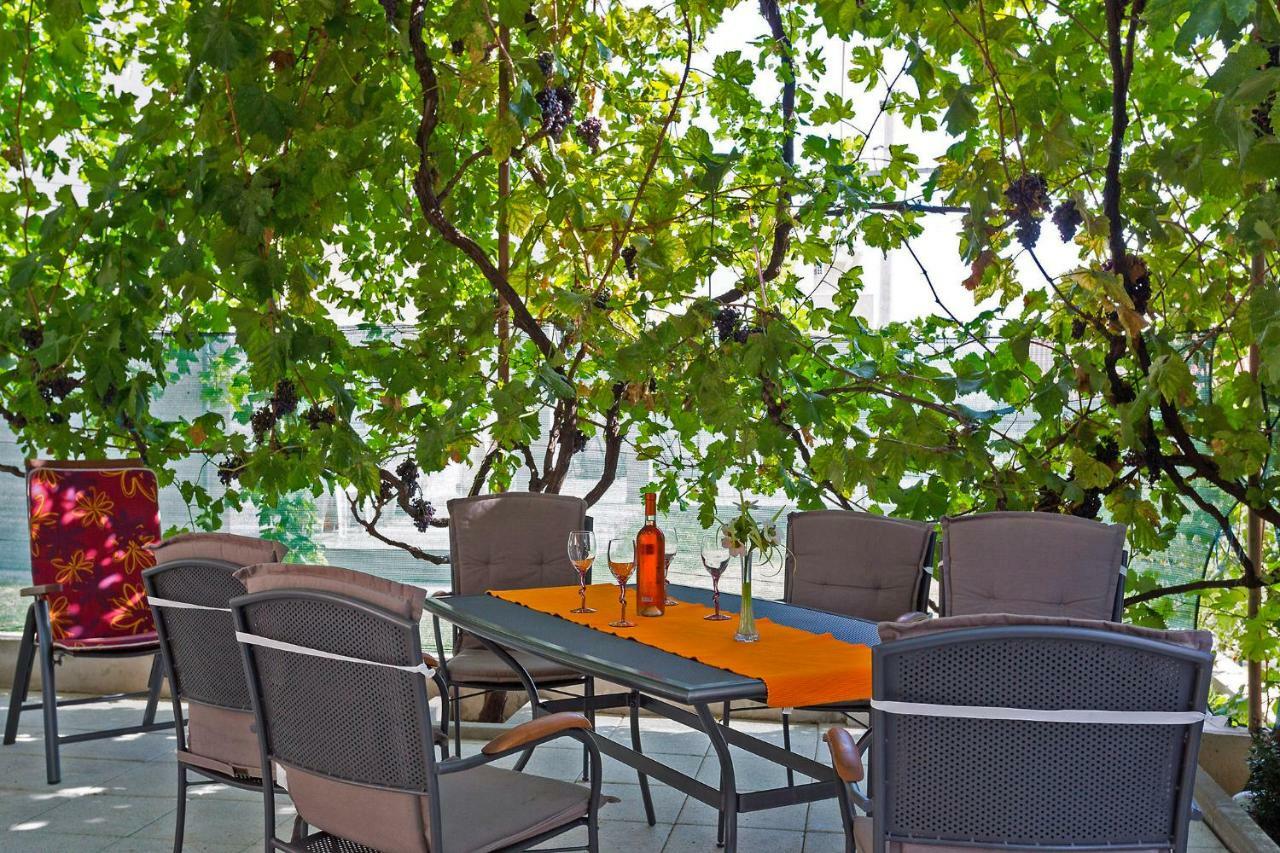 Ani In Trogir * Mittel-Dalmatien Hotel Donji Seget Exterior foto
