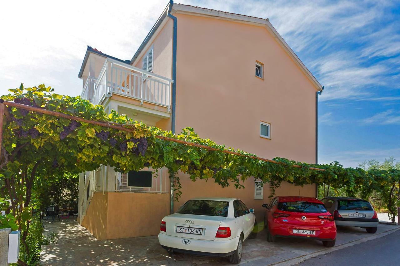 Ani In Trogir * Mittel-Dalmatien Hotel Donji Seget Exterior foto
